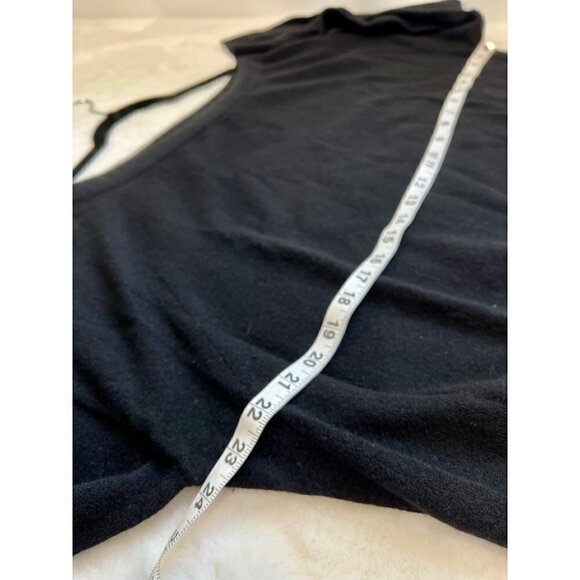 NWOT Vince Size L 100% Cashmere Cold Shoulder Tunic - Black MSRP $234 - Picture 6 of 12